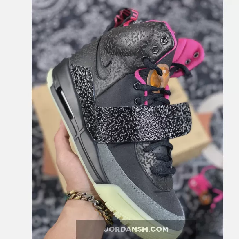 Nike Air Yeezy 'Blink Black' 'air yeezy blink'