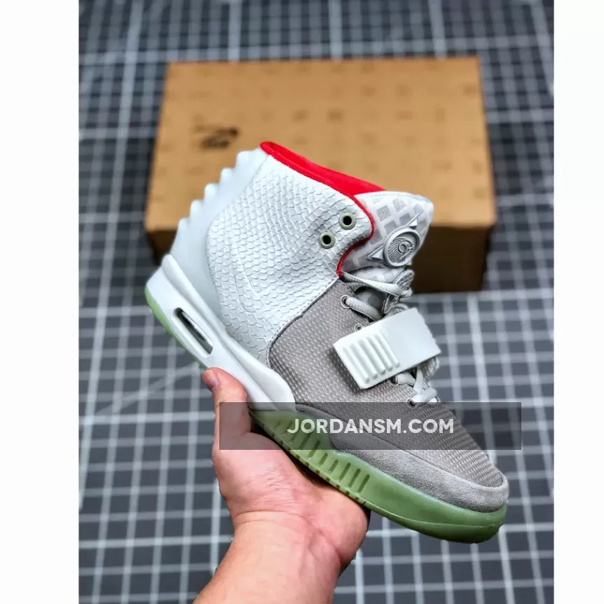Nike Air Yeezy 2 Wolf Grey/Pure Platinum