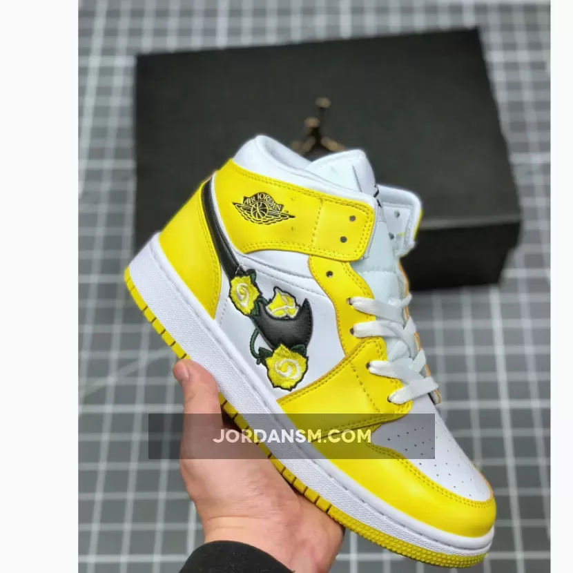 Air Jordan 1 Mid 'Yellow Flower' Online