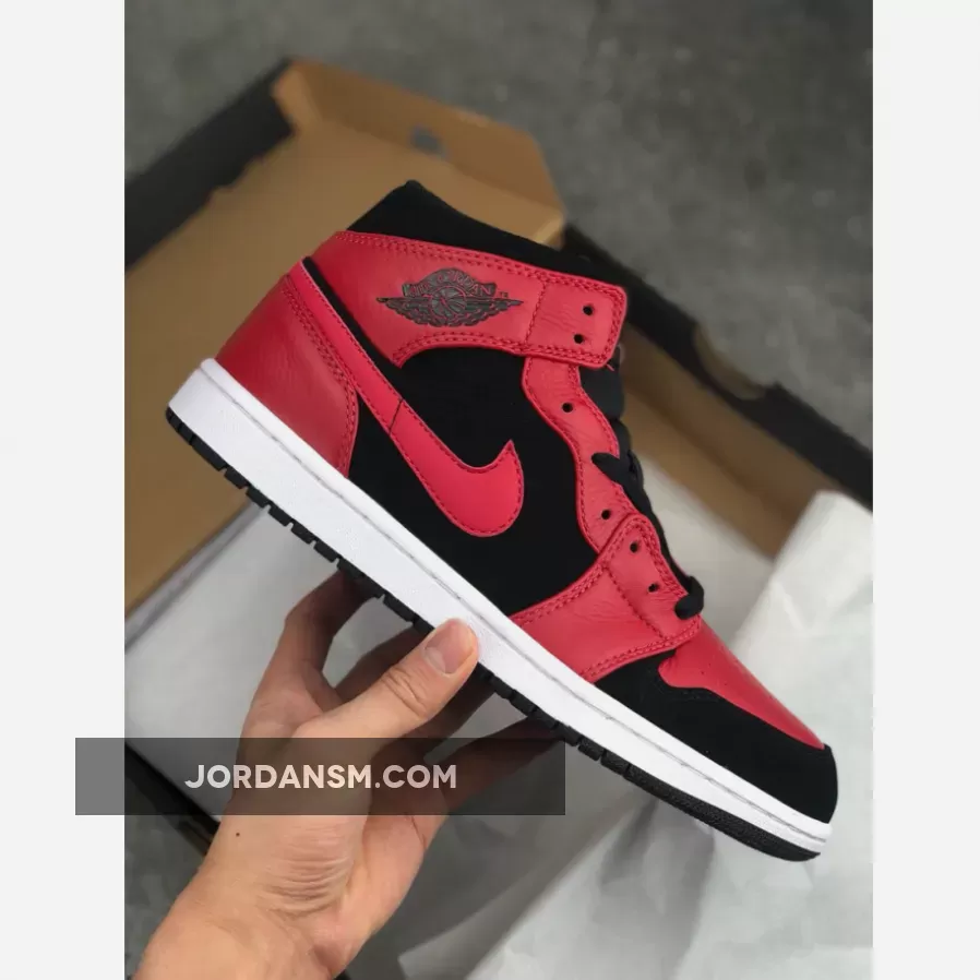 Air Jordan 1 Mid 'Bred' 554724-054 Online