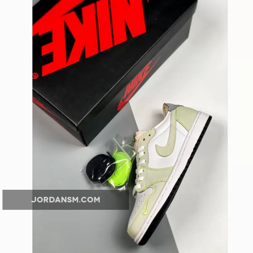 Air Jordan 1 Low OG White/Ghost Green-Black DM7837-103