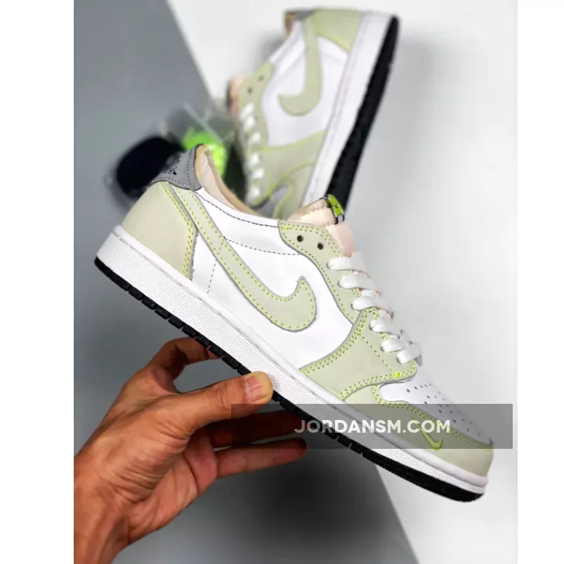 Air Jordan 1 Low OG White/Ghost Green-Black DM7837-103