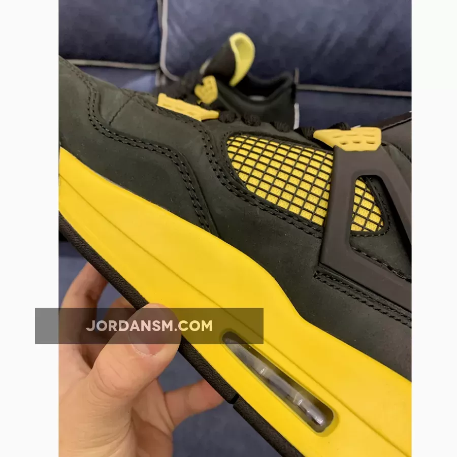 Air Jordan 4 'Thunder' Black/Vibrant Yellow-White New Releases