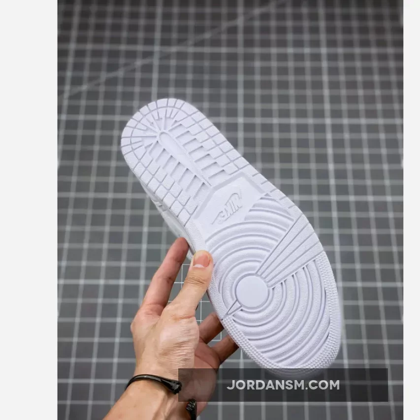 Air Jordan 1 Mid 'Euro Tour' CW7589-100 Restock