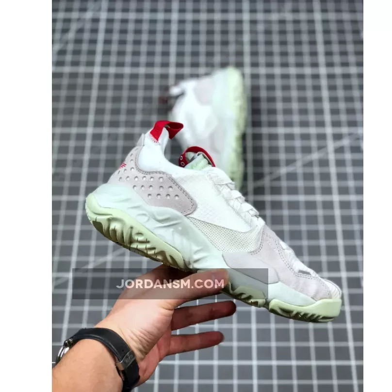 Jordan Delta SP Sail/Varsity Red-White CT1003-100 New Releases