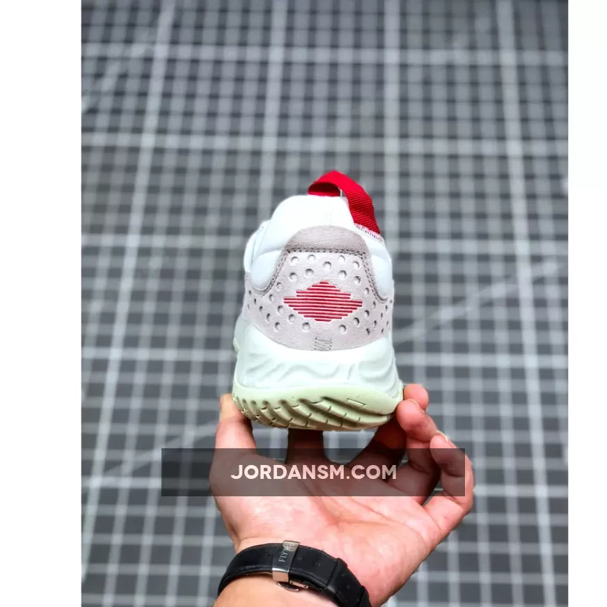 Jordan Delta SP Sail/Varsity Red-White CT1003-100 New Releases