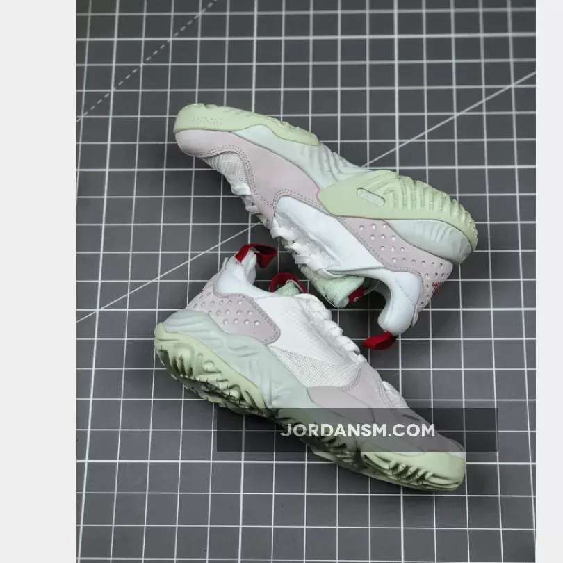 Jordan Delta SP Sail/Varsity Red-White CT1003-100 New Releases