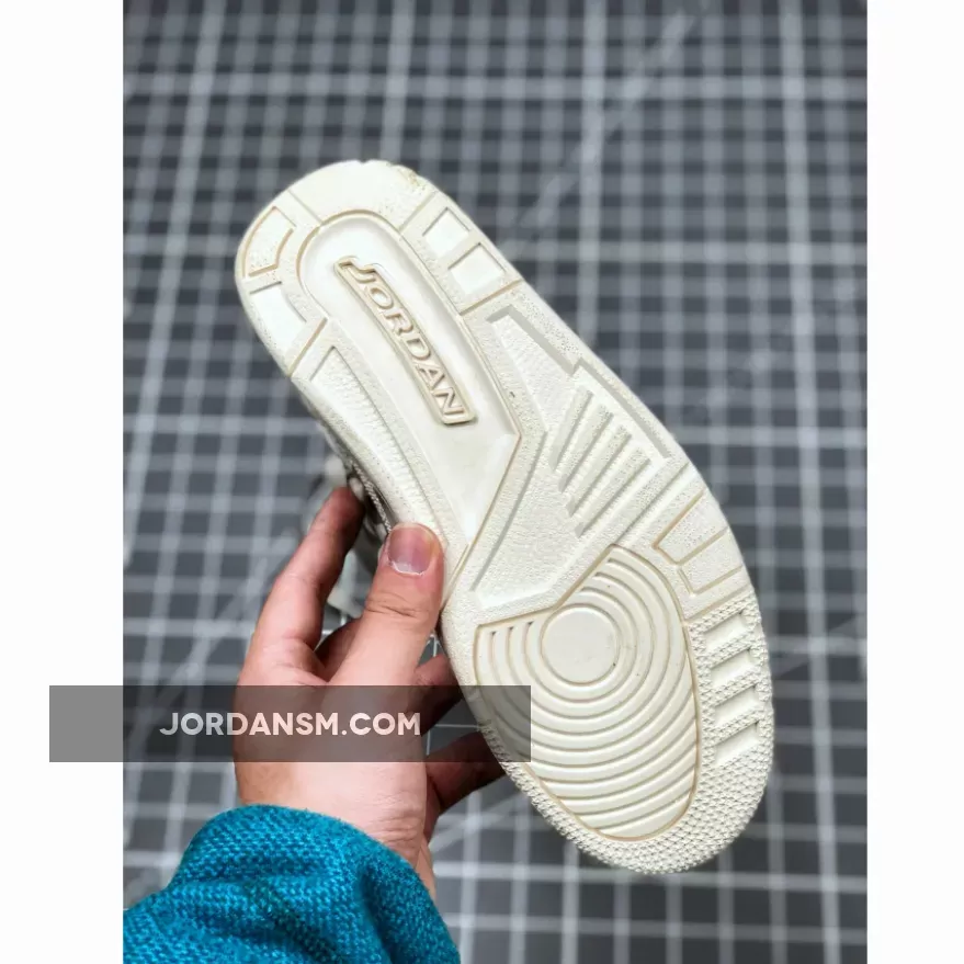 Air Jordan 3 Retro Explorer Lite Desert Sand BQ8394-002 New Releases