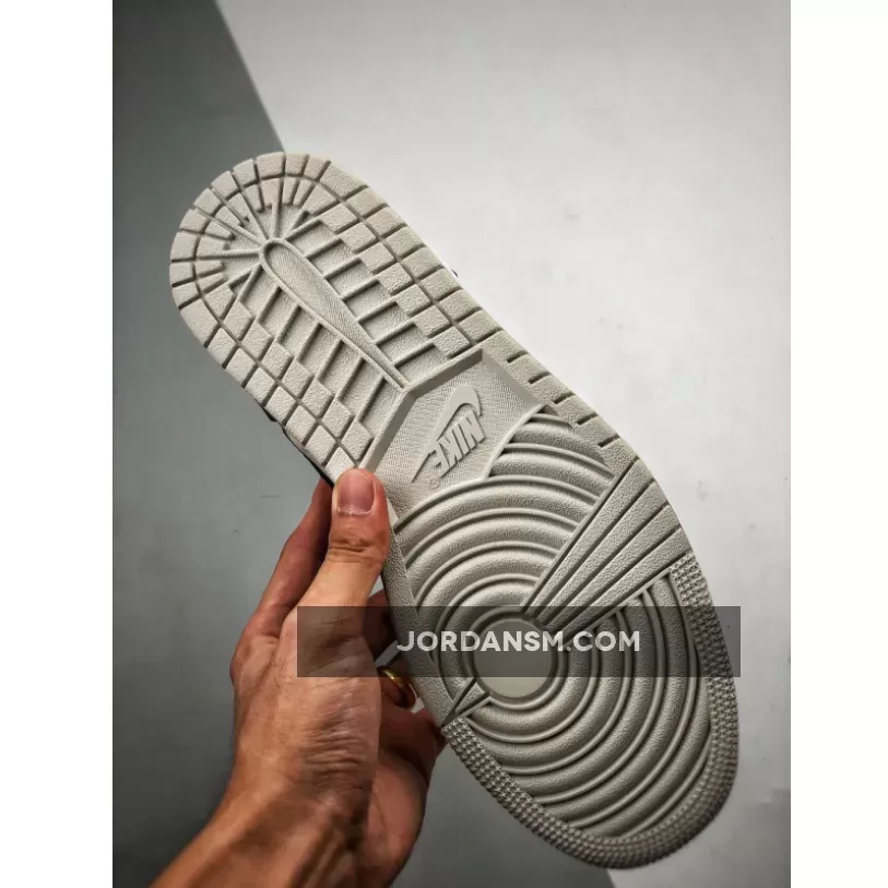 Air Jordan 1 Mid Light Bone Metallic Gold 554725-023 Restock