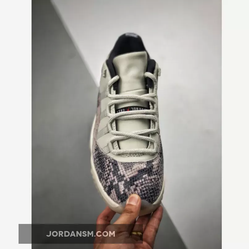 Air Jordan 11 Low SE 'Snakeskin' Light Bone/University Red-Sail-Black CD6846-002 Restock
