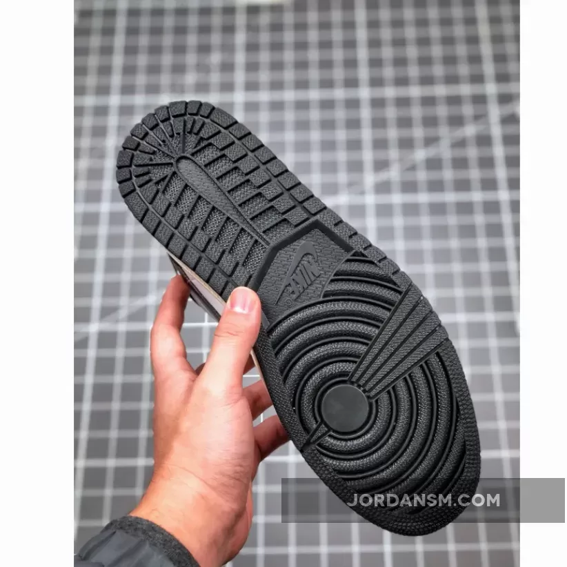 Air Jordan 1 Mid ‘Satin’ 852542-011 New Releases