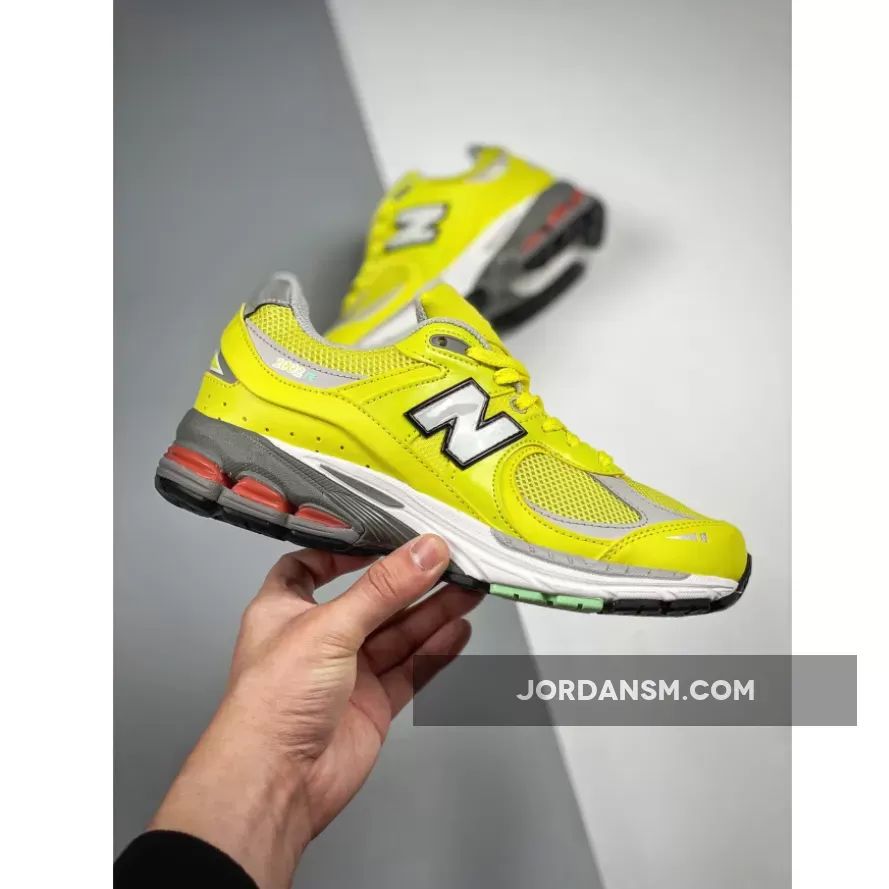 New Balance 2002R Yellow Lime / new balance 2002 yellow