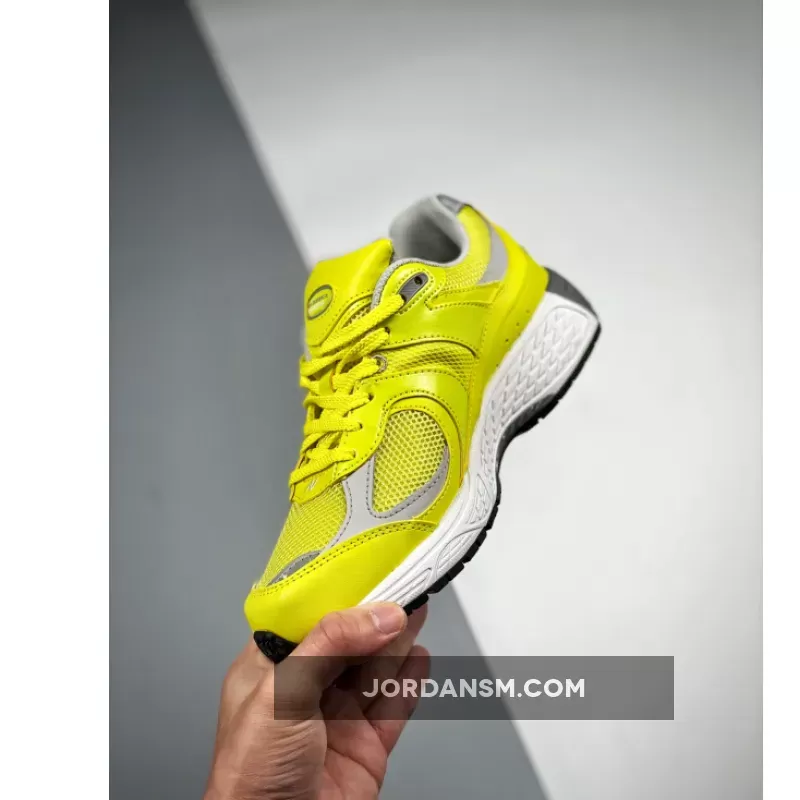 New Balance 2002R Yellow Lime / new balance 2002 yellow