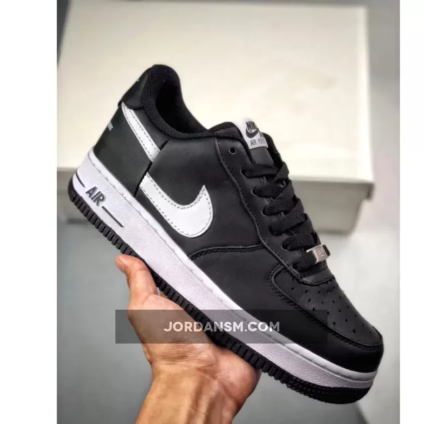 Supreme x Comme des Garcons x Nike Air Force 1 Low Black White AR7623-001 / comme de garcons air force 1