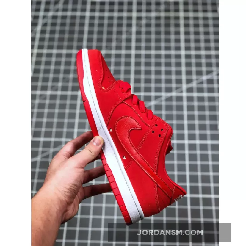 Girls Don't Cry x Nike SB Dunk Low University Red/White / back of nike dunks