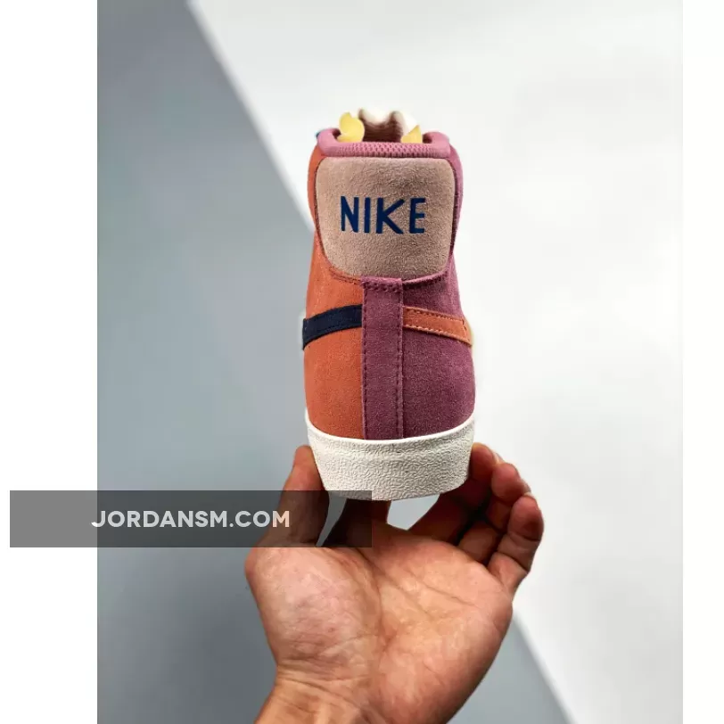 Nike Blazer Mid '77 Vintage WE Suede Desert Berry Red / blazer mid '77 vintage we suede sneaker