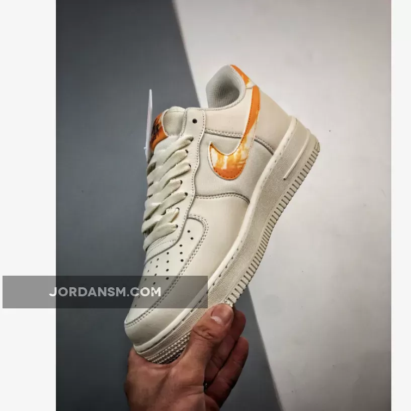 Online Nike Air Force 1 Low White Orange Streaks FN3419-100