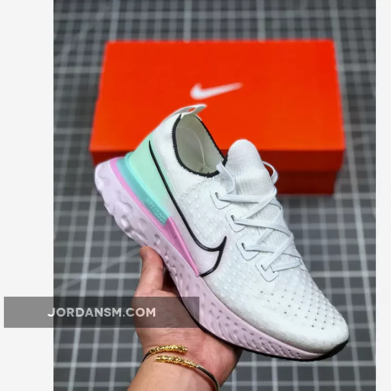 Nike React Infinity Run Flyknit White/Iced Lilac/Pistachio Frost/Black CD4372-100 Restock
