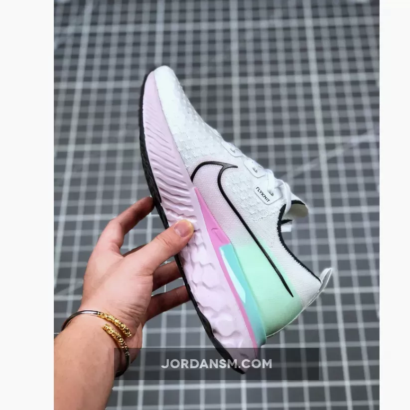 Nike React Infinity Run Flyknit White/Iced Lilac/Pistachio Frost/Black CD4372-100 Restock