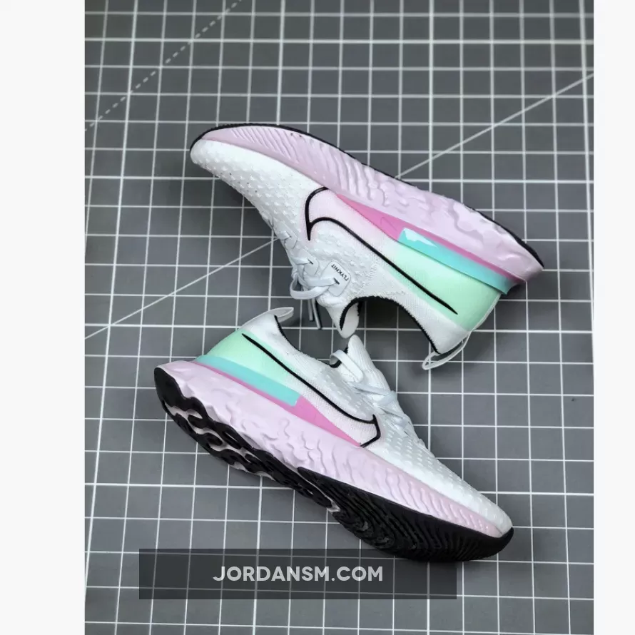 Nike React Infinity Run Flyknit White/Iced Lilac/Pistachio Frost/Black CD4372-100 Restock