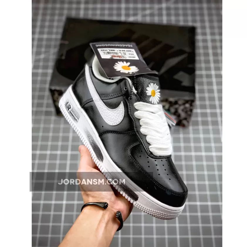 PEACEMINUSONE X Nike Air Force 1 Black White AQ3692-001 New Releases