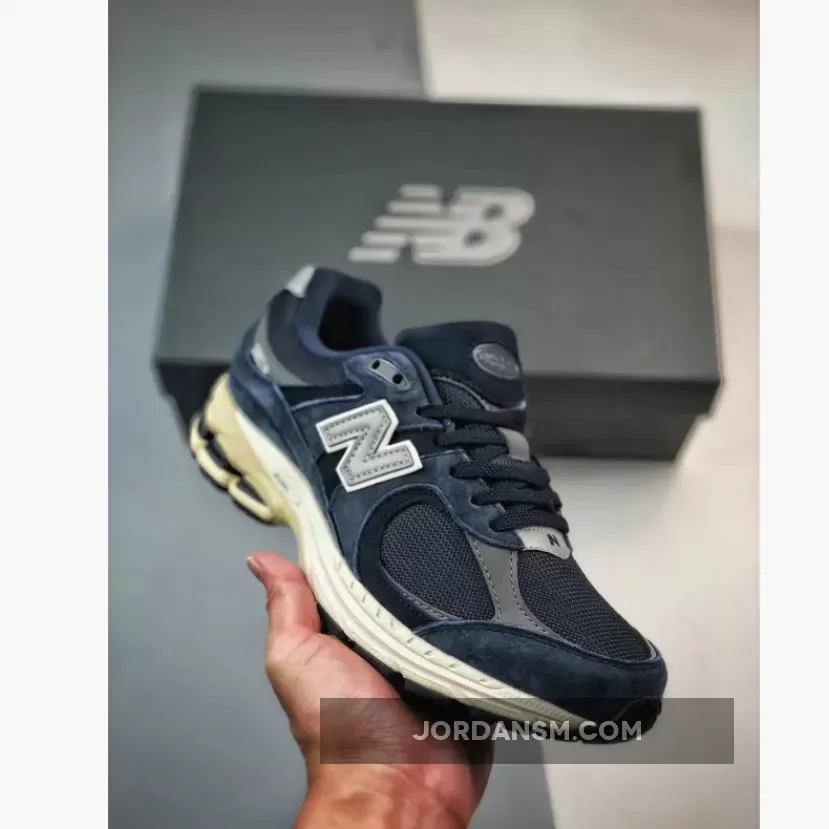 M2002RCA