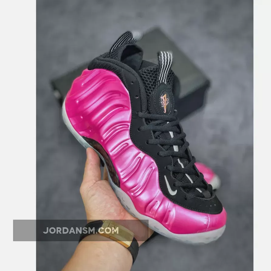 Nike Air Foamposite One Pearlized Pink